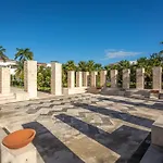 Casa Coral Beach Condo Condo