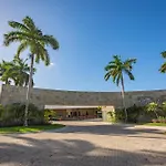 Casa Coral Beach Condo Condo